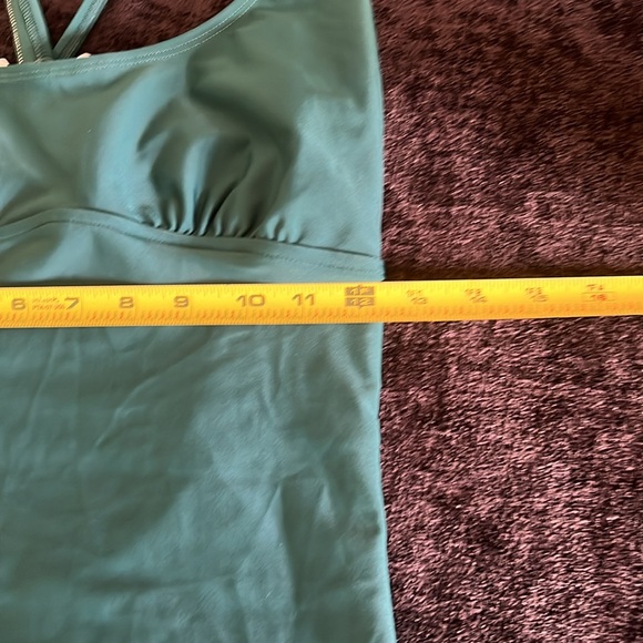 Swimsuit - Picture 5 of 8